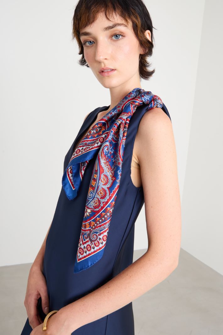 Silk foulard Intrend - 2
