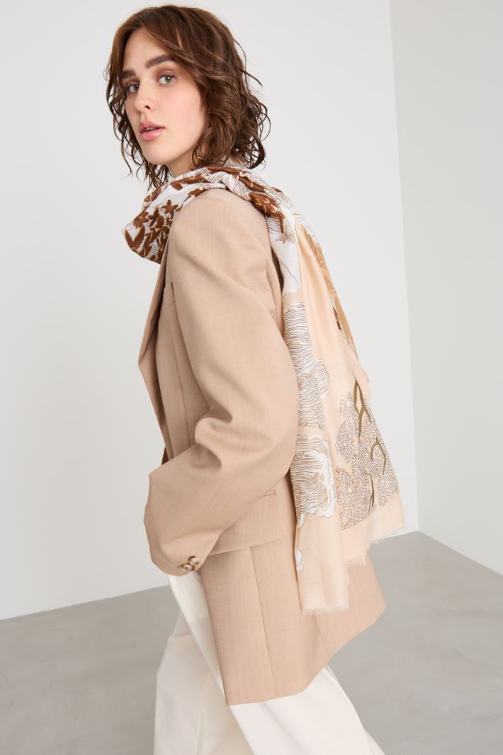 Printed lamé stole Intrend