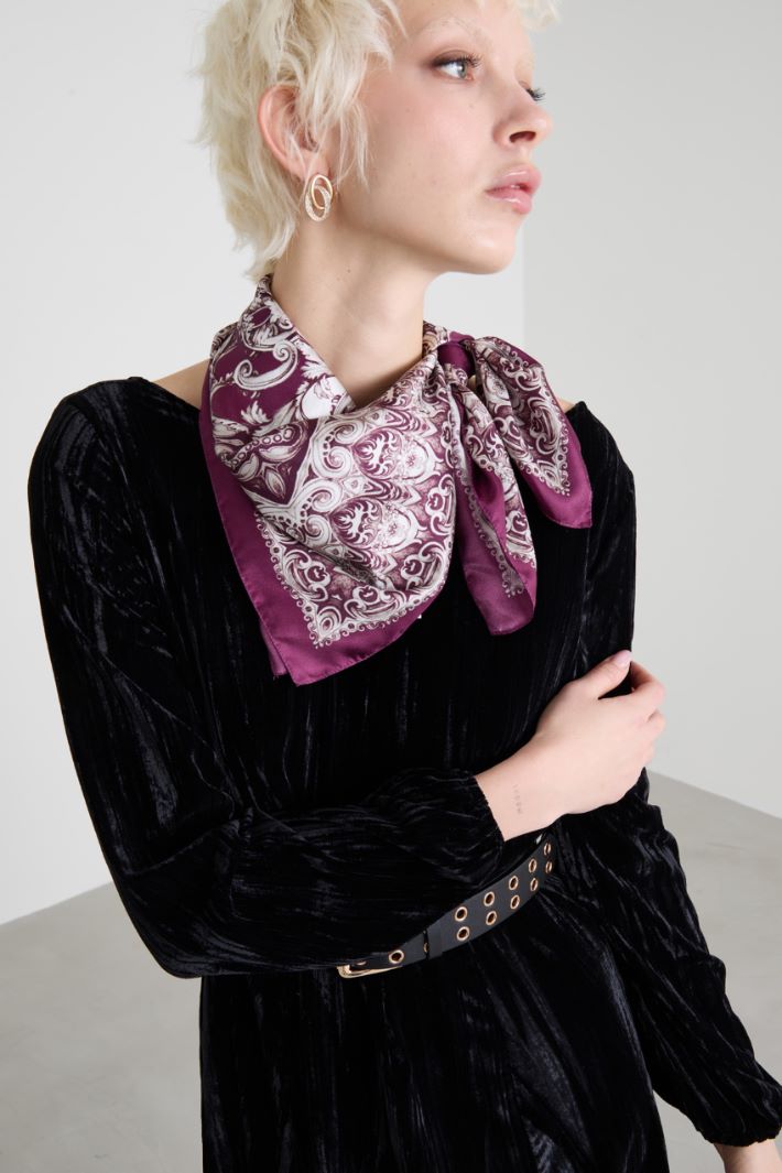Silk twill scarf Intrend - 2