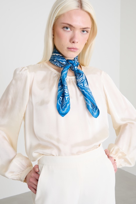 Foulard in twill di seta