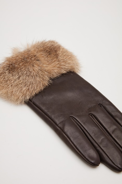Guanti con bordo in pelliccia
