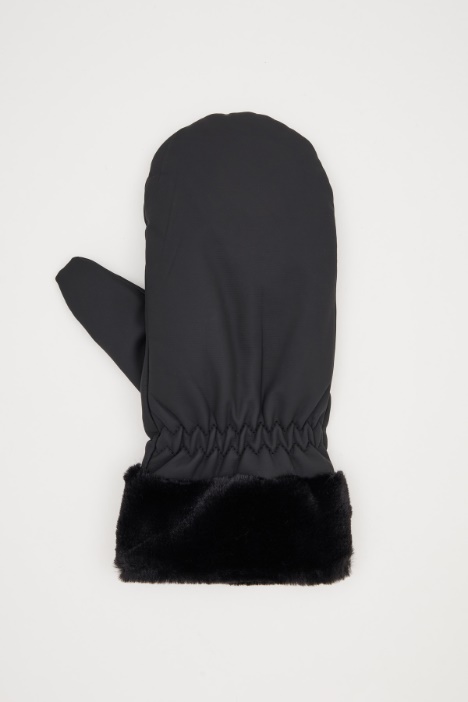 Guantes con acabado encerado