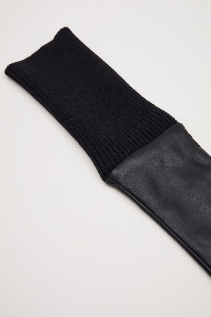 Faux leather and mesh gloves Intrend - 3