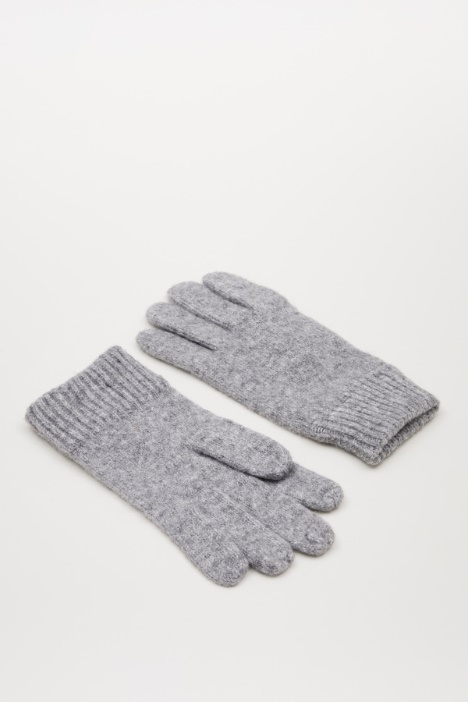 Knitted gloves Intrend