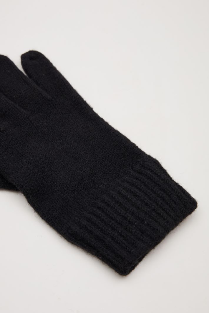 Knitted gloves Intrend - 3