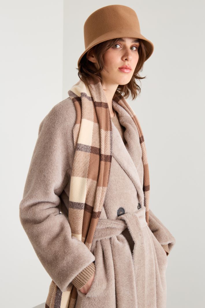 Wool cloche Intrend