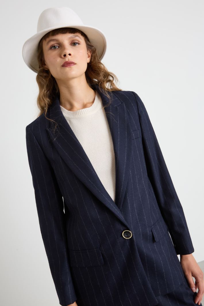 Fedora with ribbon and pearls Intrend
