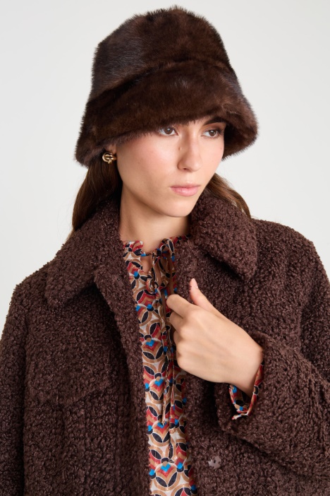 Faux fur cloche hat Intrend