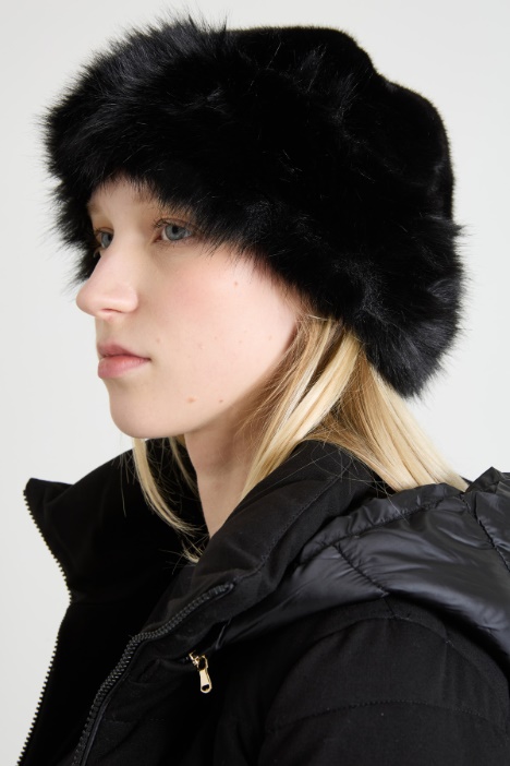 Colbacco effetto pelliccia