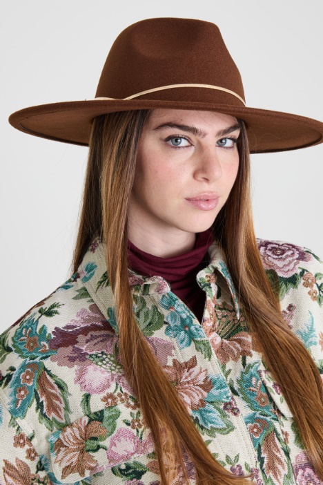 Wide brim hat Intrend