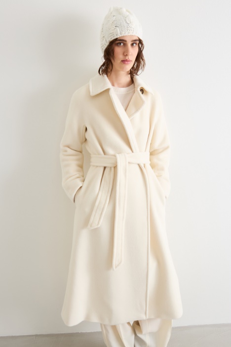 Cuffia lavorata a trecce