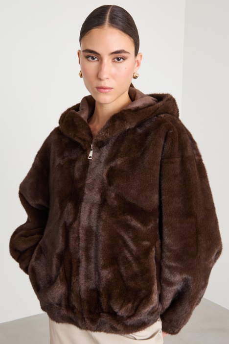 Faux fur jacket Intrend