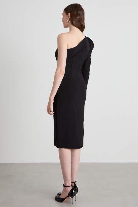 Abito midi monospalla