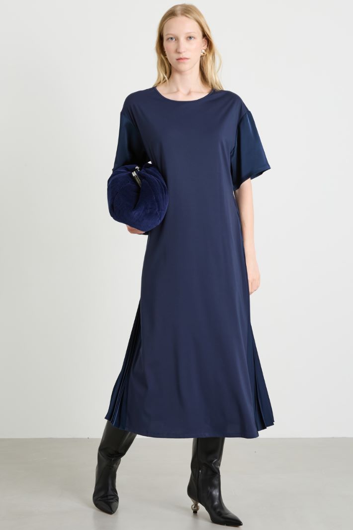 Dress with satin sides Intrend