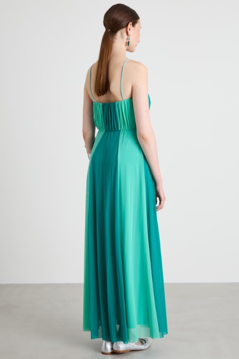 Abito lungo in tulle