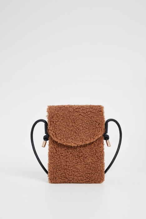 Portacellulare effetto peluche Intrend
