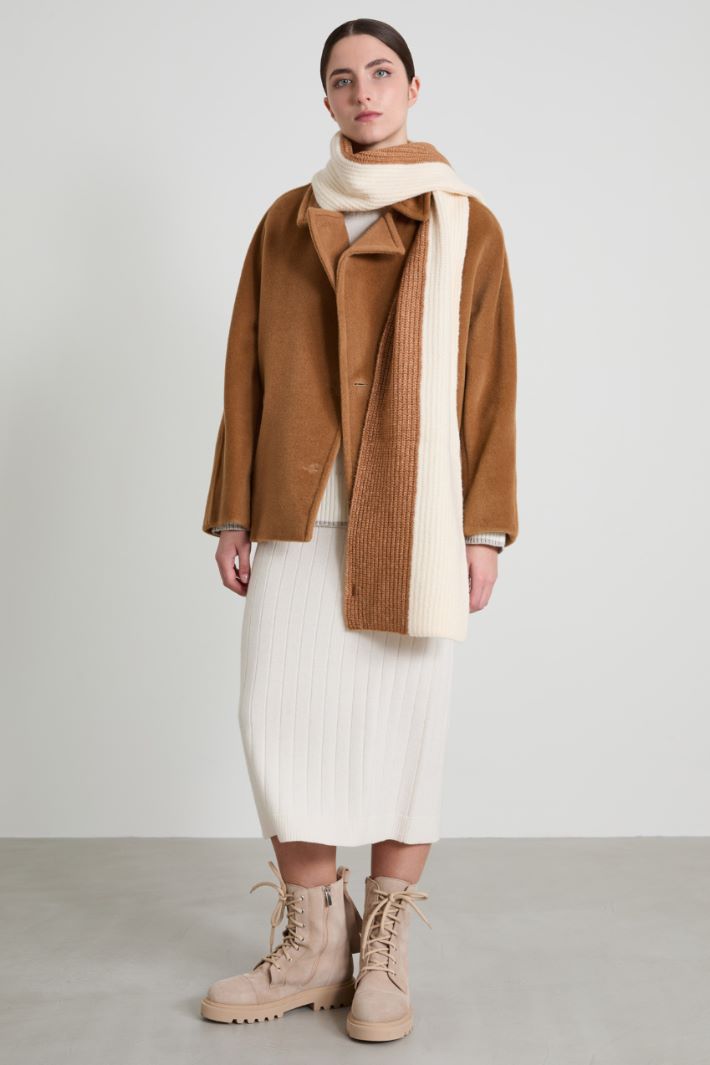 Knitted colourblock scarf Intrend