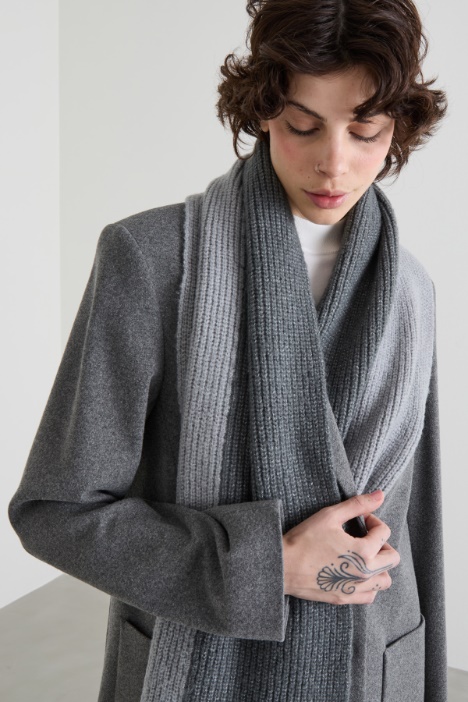 Bufanda de punto con bloques de color