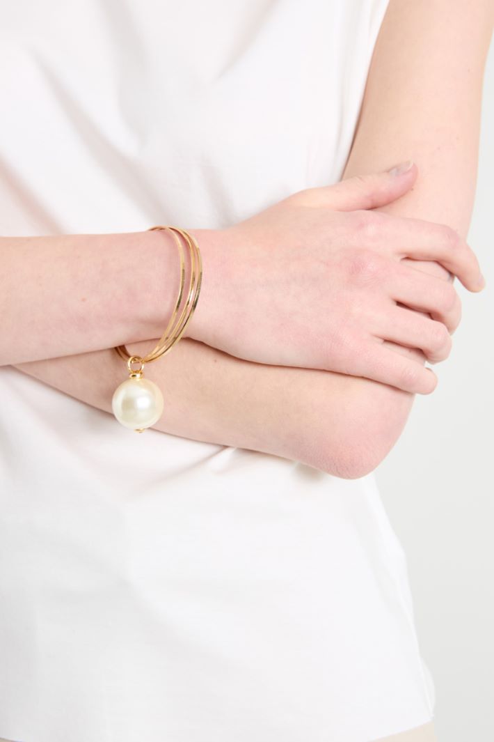 Pulsera rígida con maxi perla Intrend - 2