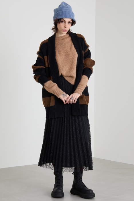 Pleated lace skirt Intrend