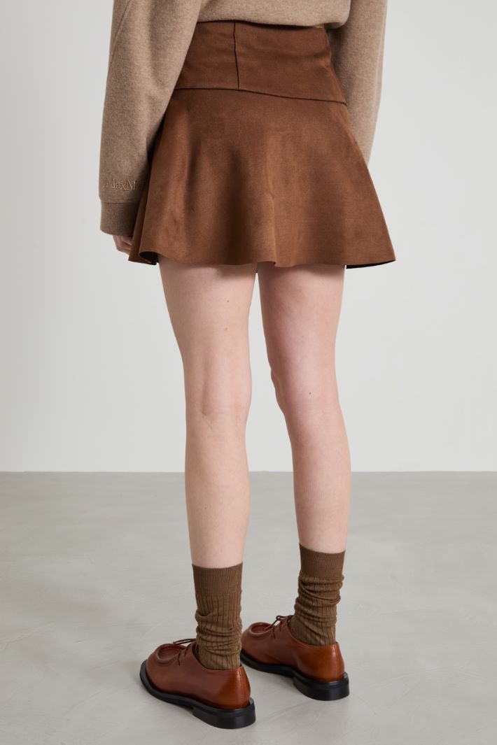 Minigonna effetto suede