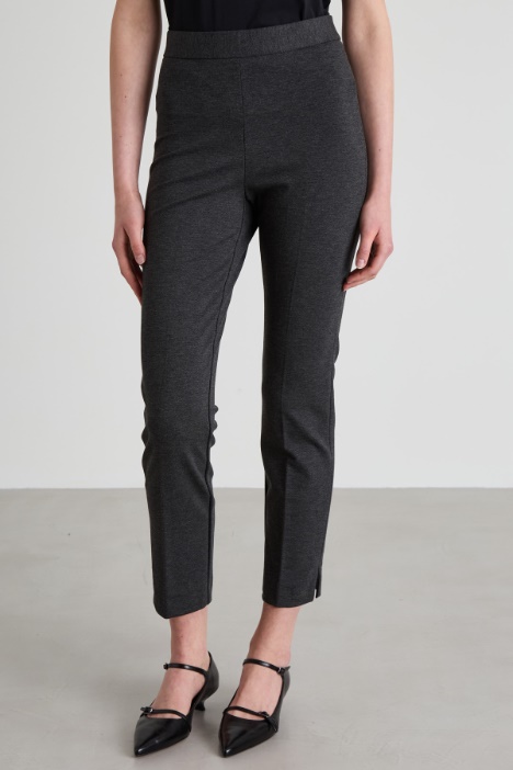 Pantalones de punto ajustados