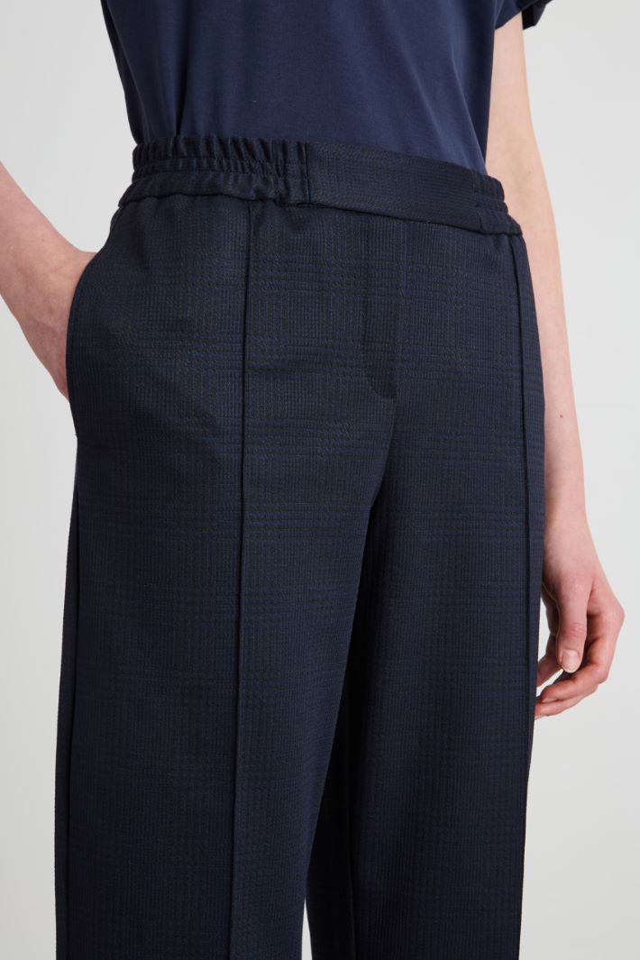 Pantalones estampados Intrend - 4