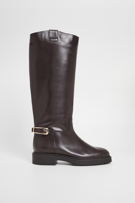 High boots with buckle Intrend