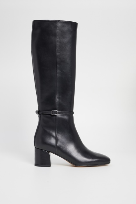 High heel boots Intrend