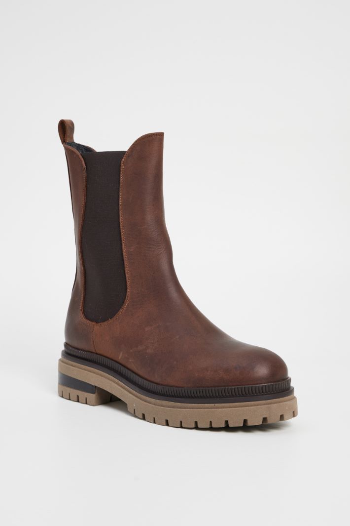 Ankle boots with elastic inserts Intrend - 2