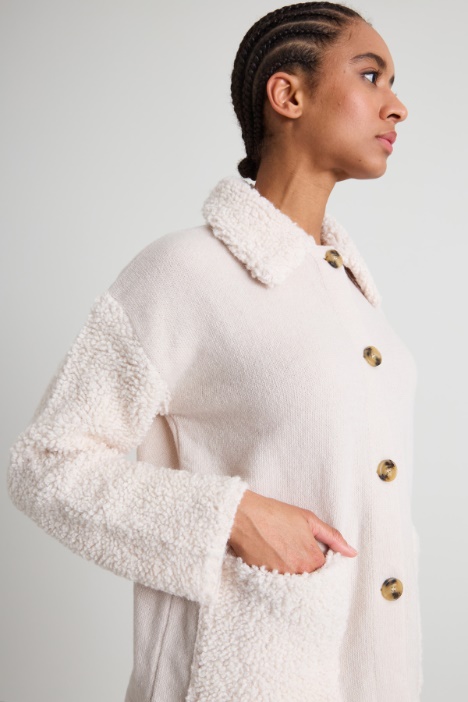 Cardigan in lana bouclé