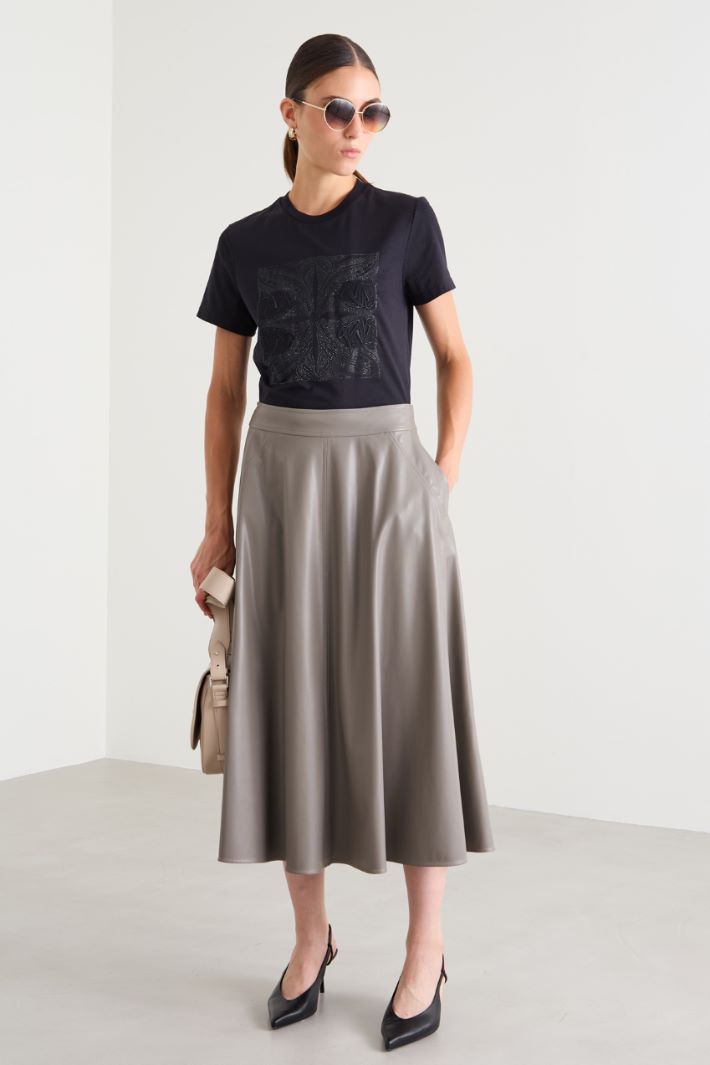Jersey t-shirt with embroidery Intrend - 3