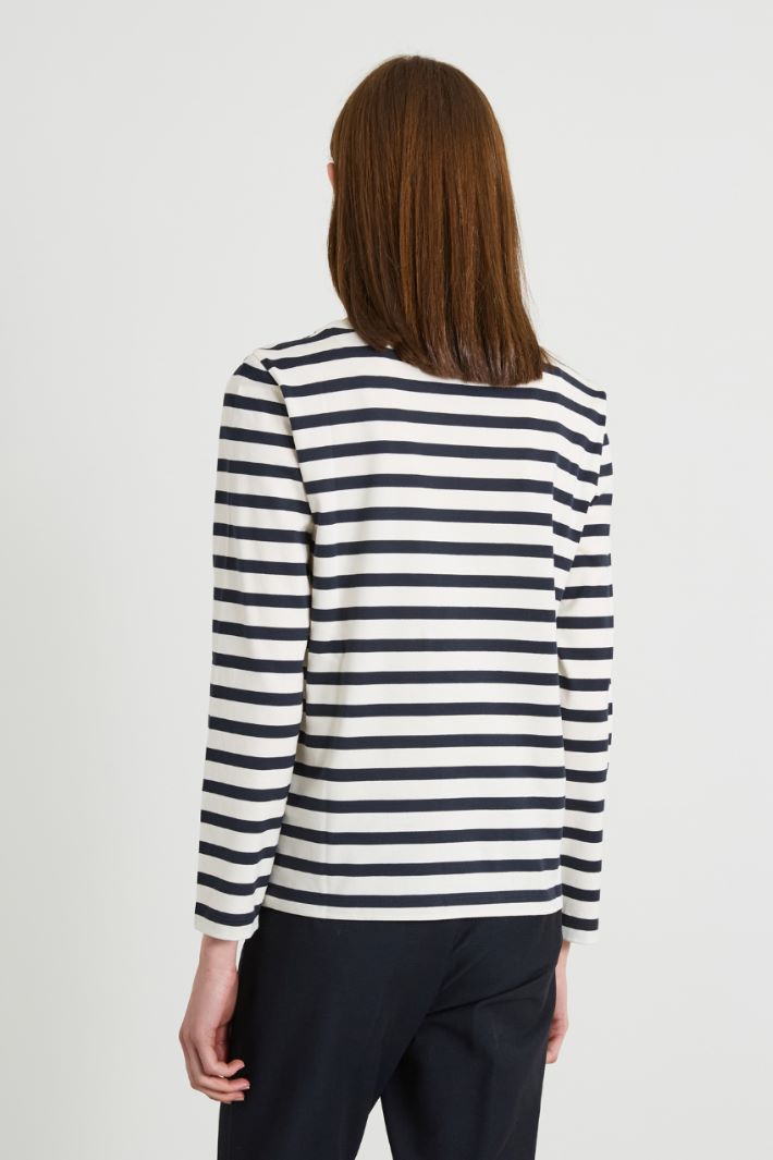T-shirt girocollo a righe Intrend - 2