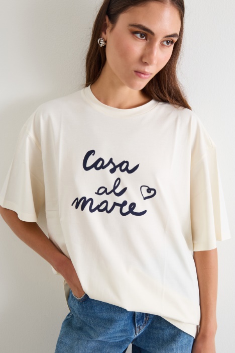 T-shirt over con stampa