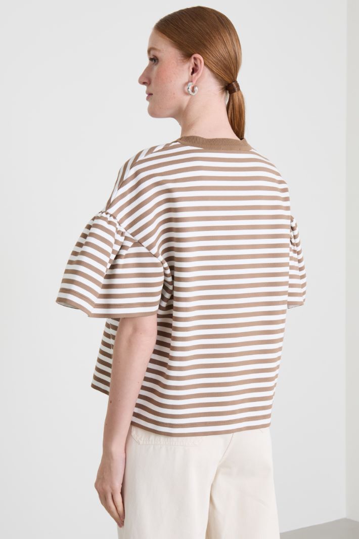Flounced sleeve T-shirt Intrend - 2