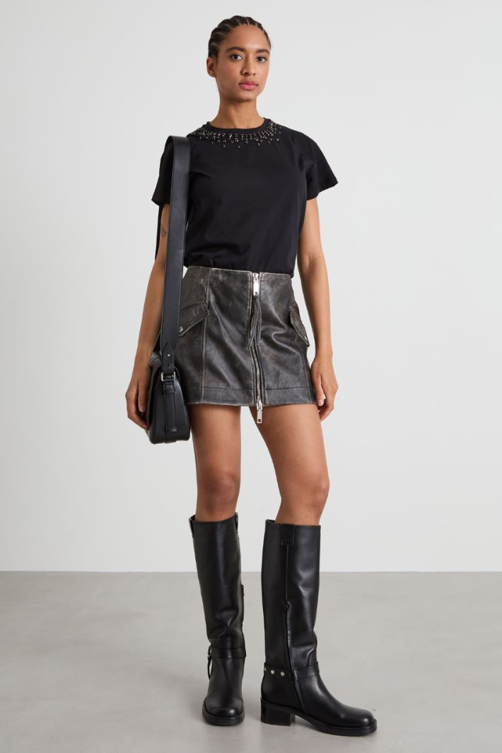 T-shirt con maxi strass Intrend - 3
