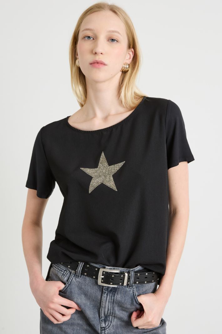 T-shirt bimateriale con strass Intrend