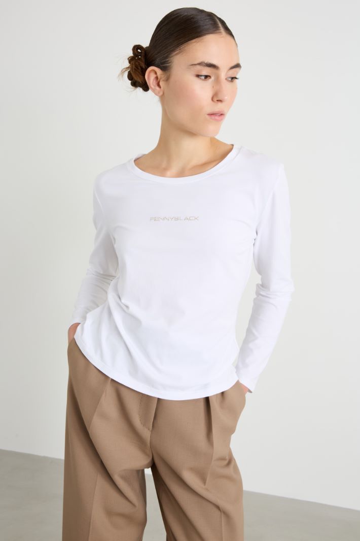 T-shirt slim con strass Intrend