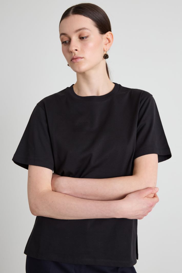 T-shirt in cotone Intrend