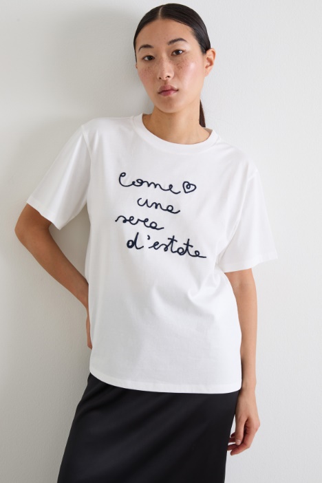 T-shirt con ricamo Intrend