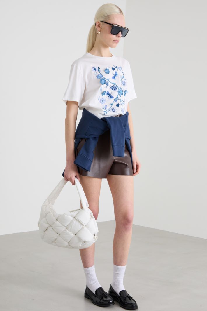 T-shirt con ricamo Intrend - 3