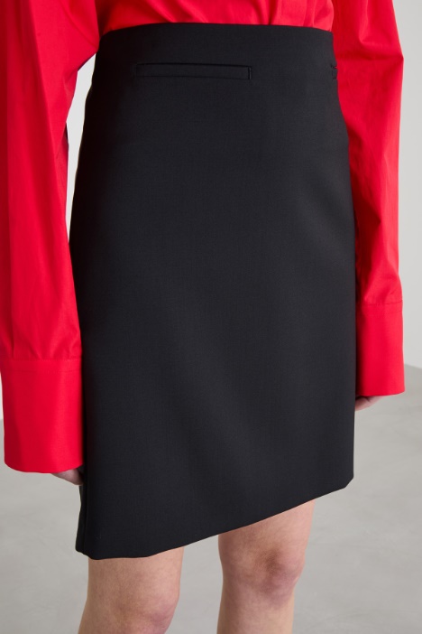 Gonna dritta in pura lana