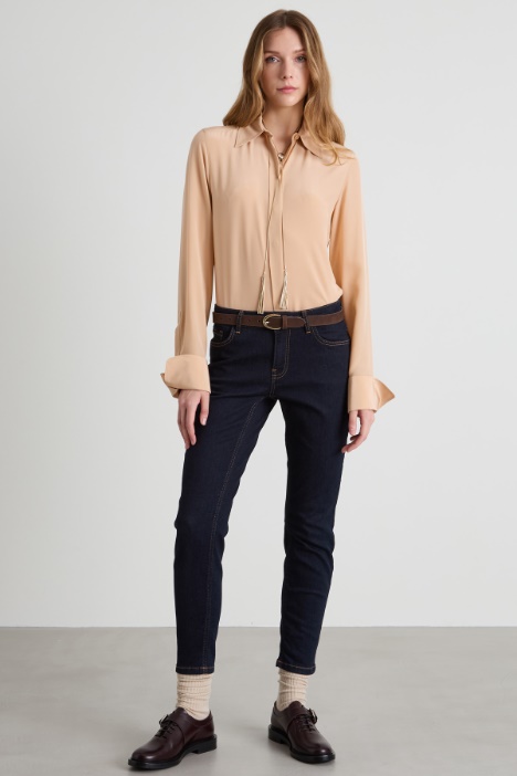 Shirt with folded cuffs Intrend