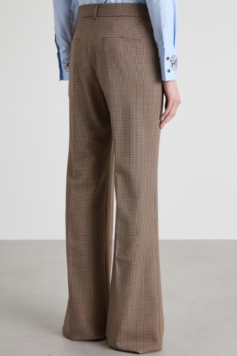 Pantalones de lana con estampado de pata de gallo