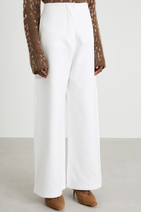 Pantaloni over in tessuto diagonale