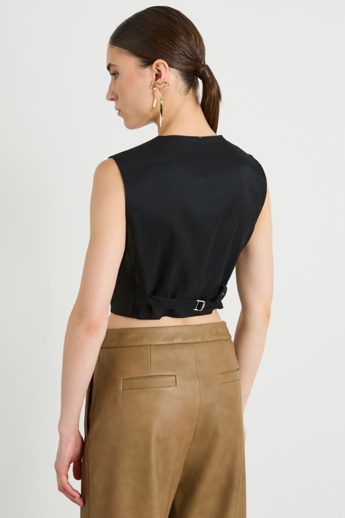 Gilet crop in lana