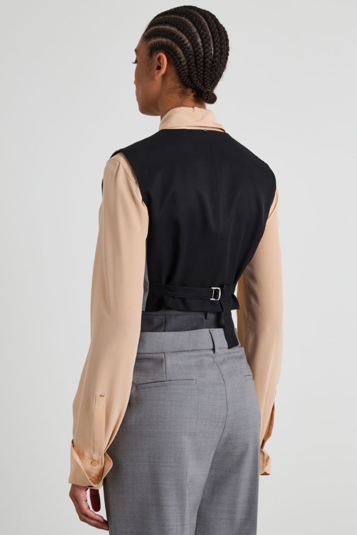Gilet crop in lana