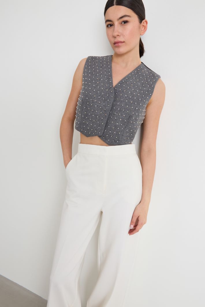 Cropped wool waistcoat with studs Intrend