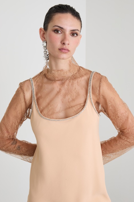 Abito corto in viscosa stretch