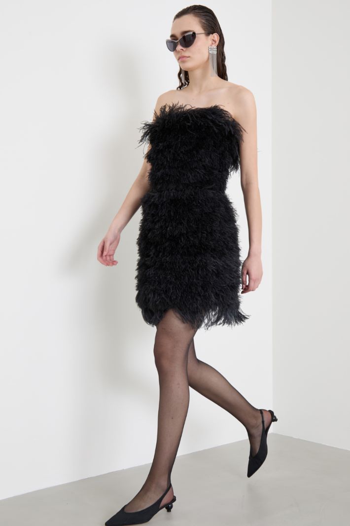 Feather-detailed dress Intrend